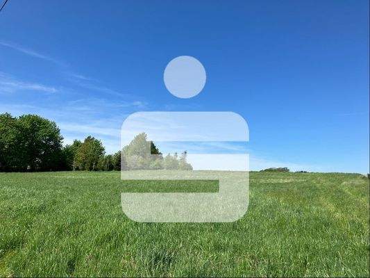 Grundstück mit ca. 1.500 m²