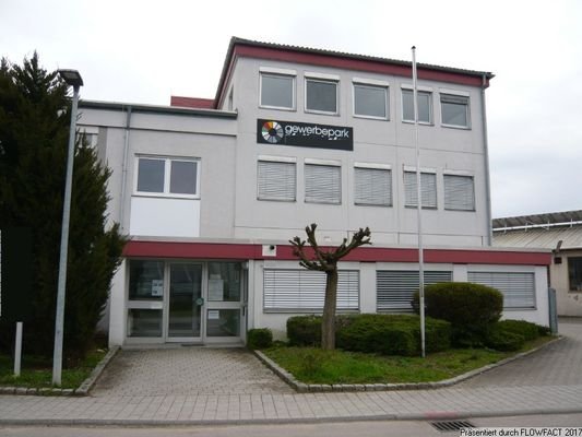 Eingang Bürohaus