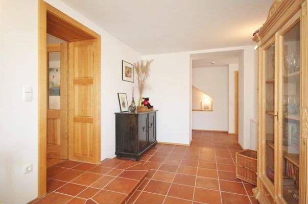 Flur - Whg.-Nr. 1 (1.OG)