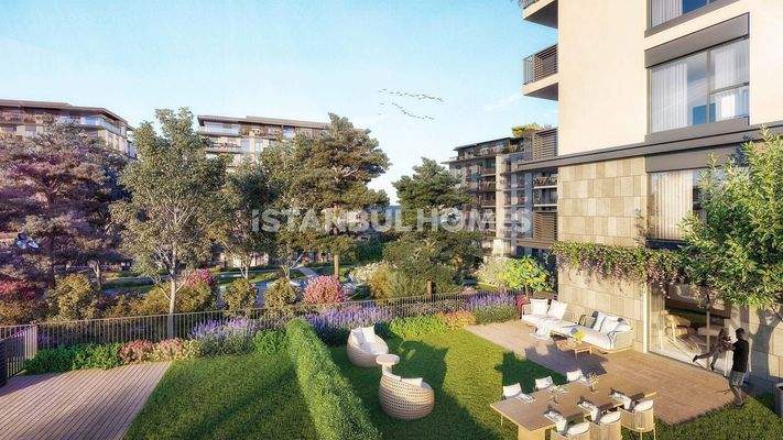Well Located Real Estate with City View in Sariyer Istanbul