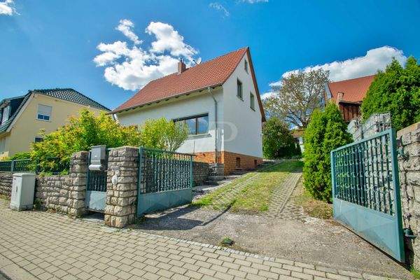 Grundstückseinfahrt