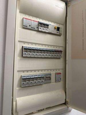 Sicherungskasten miit FI