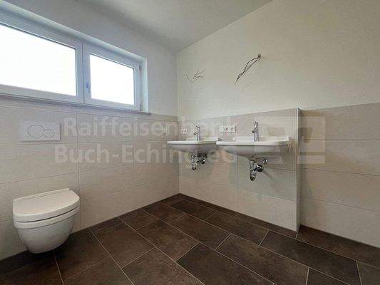 OG 2 Bad, Doppelwaschtisch.jpeg