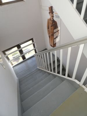 G1, Dachterrasse Zugang TH.JPG