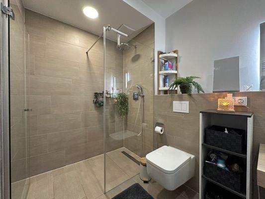 Badezimmer_2. Ansicht