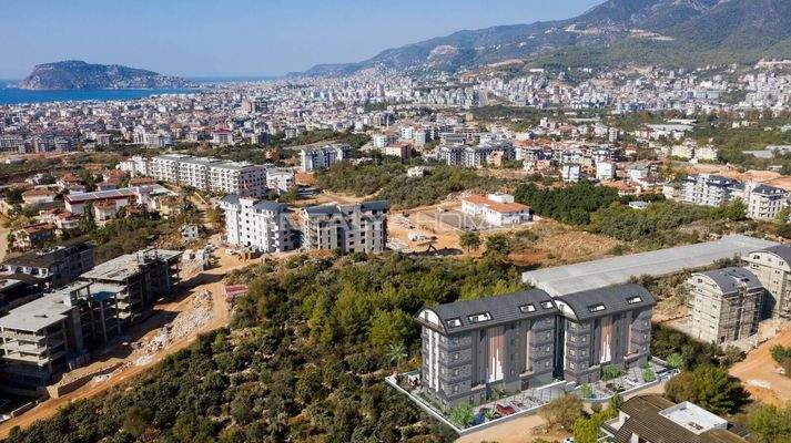 1 and 2-Bedroom Homes in a Complex with Rich Amenities in Alanya Oba