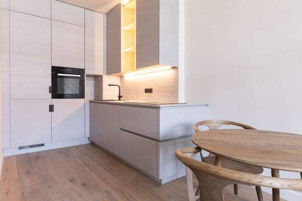 Küche- und Essbereich.jpg