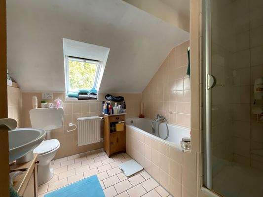Dachgeschoß Bad 