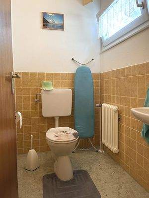 Gäste-WC im Eingangsbereich