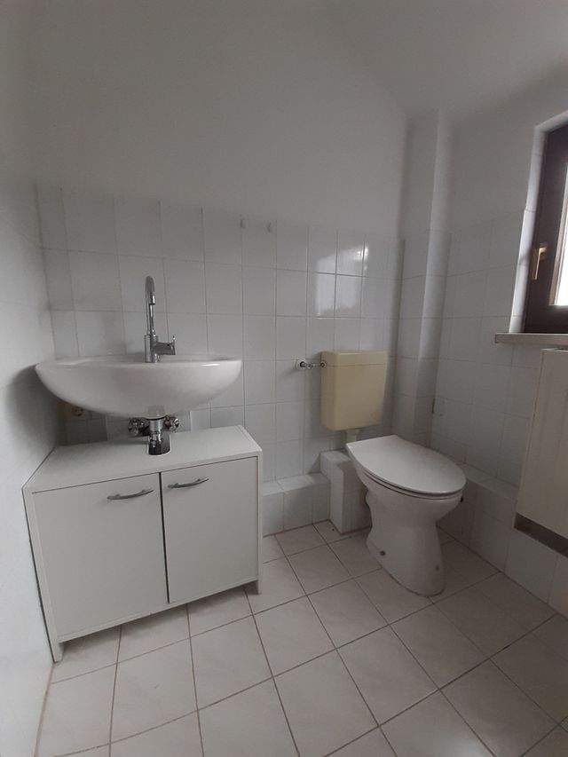 1.Monat Kaltmietfrei - Gemütliche 2,5 Raum Dachgeschosswohnung im ruhigen Lunzenau - Photo 5