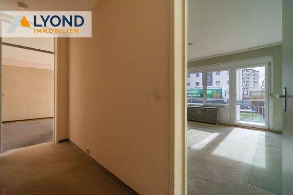 1. Wohnung Flur / Zimmer 1