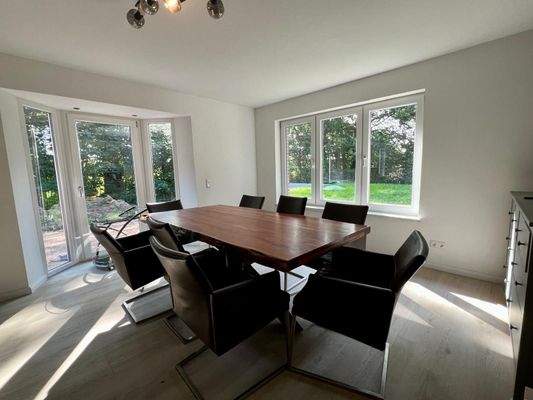 PHOTO-2025-12-16-04-33-06 36.jpg