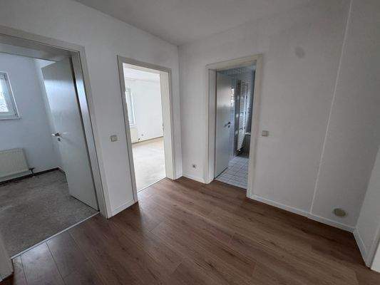 Flur und abzweigende Räume