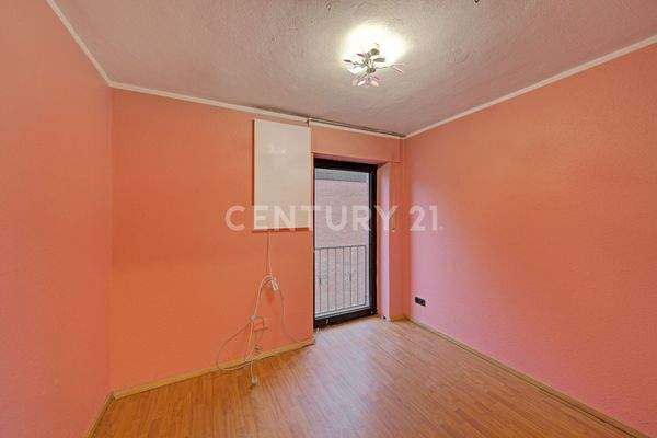 Kinder- oder Arbeitszimmer