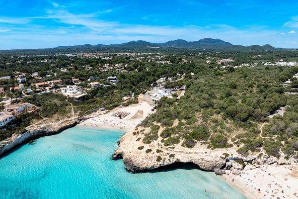 4fcb91ce-e9b3-425f-ac66-1a7a7595985b