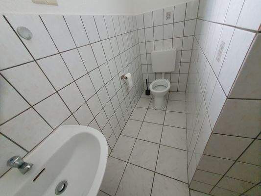 1. OG Ansicht Gäste-WC.jpg