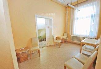 Empfang/ Wartezimmer im EG 