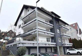 Wohnen in gepflegtem Mehrfamilienhaus