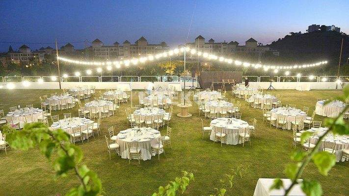 Commercial Property Suitable for SPA or Hotel in Benalmadena