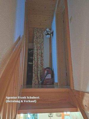 DG Flur zu 2 Zimmern.jpg