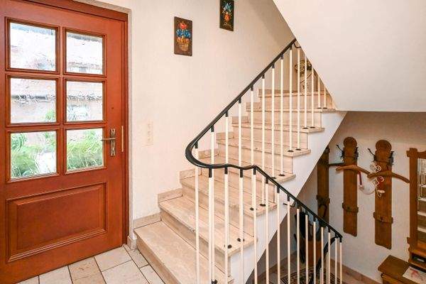 Hauseingang & Garderobe