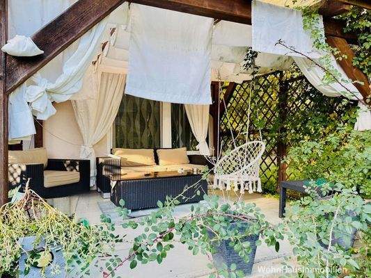 Ein gemütlicher Terrassenplatz