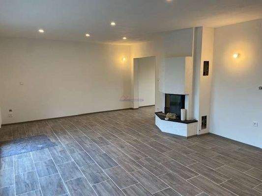 Wohnzimmer Kamin Blickrichtung Küche