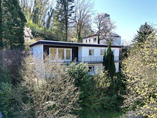 Blick von der Strasse