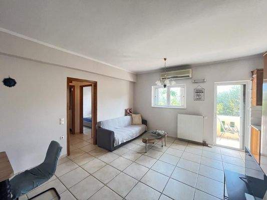 MIT VIDEO: Kreta, Neo Chorio: Zwei- Apartmentshaus zu verkaufen