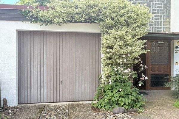 Garage Vorderansicht