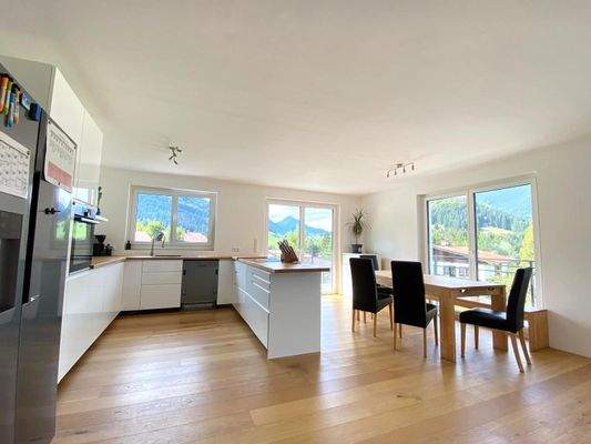 Wohnraum im Erdgeschoß mit Aussicht