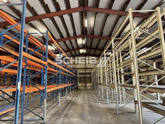 Raumhöhe bis zu 8 Meter