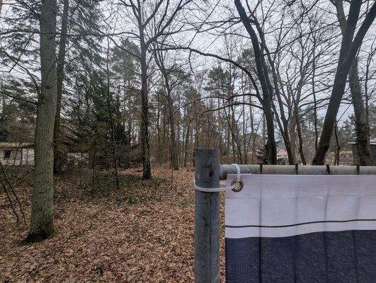 Blick auf Grundstück