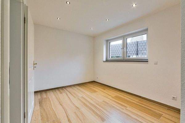 Souterrain Ankleidezimmer