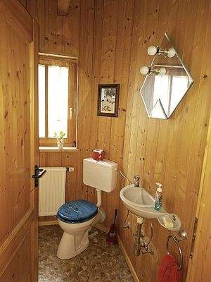 Gäste-WC im Erdgeschoss