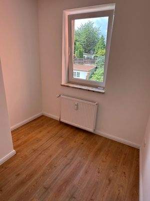 Zimmer mit Fensterblick