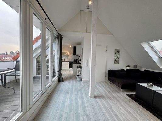 Hell und lichtdurchflutet 