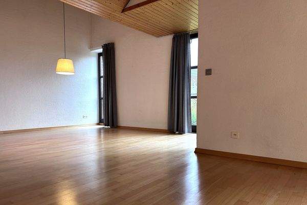 Lichtdurchfluteter Wohnbereich