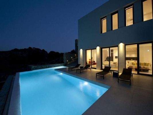 Kreta, Schisma Eloundas: Luxus-Villa mit herrlichem Blick auf Meer, Bucht und Insel zu verkaufen