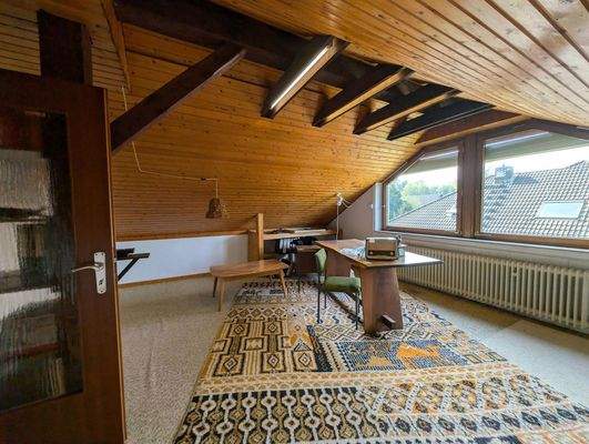 OG großes Zimmer 19,6 m²