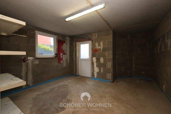 KG | Kellerraum 1 mit Ausgang zum Garten 