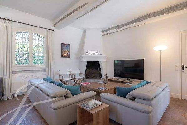 Salon Carrelage Cheminée