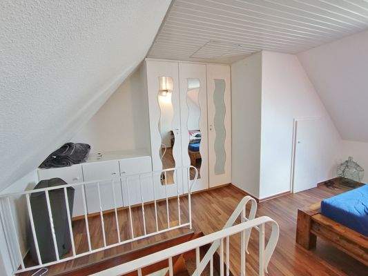 ... mit Einbauschrank