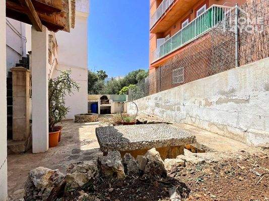 Terrasse mit Außenküche