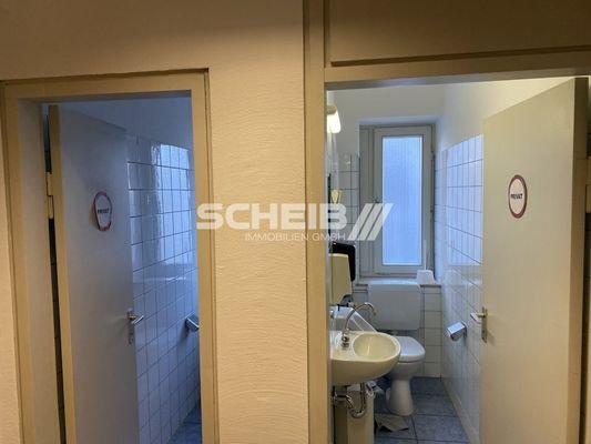 Toiletten zur gemeinschaftlichen Nutzung