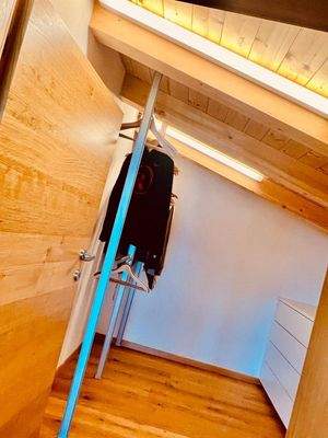 a79d105e-7b6f-4f9e-b770-65db8d644383