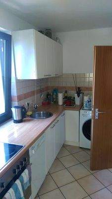 Küche mit 2 Fenstern