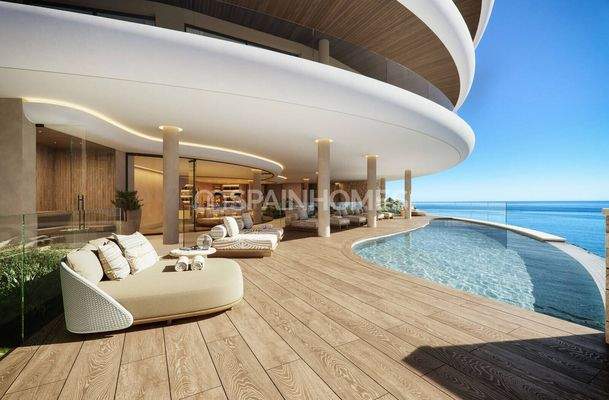 Spacious Apartments with Pool Access in Fuengirola