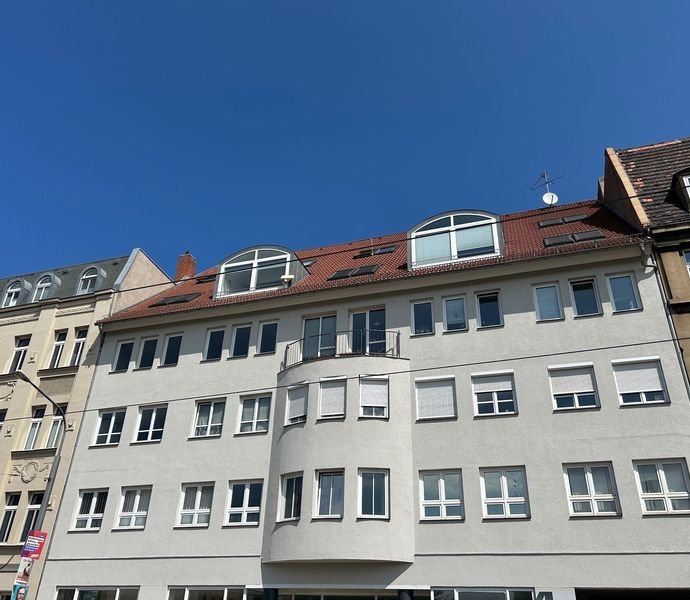 2 Zimmer Wohnung in Halle (Am Wasserturm)