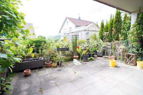 Einliegerwohnung-Terrasse.jpg